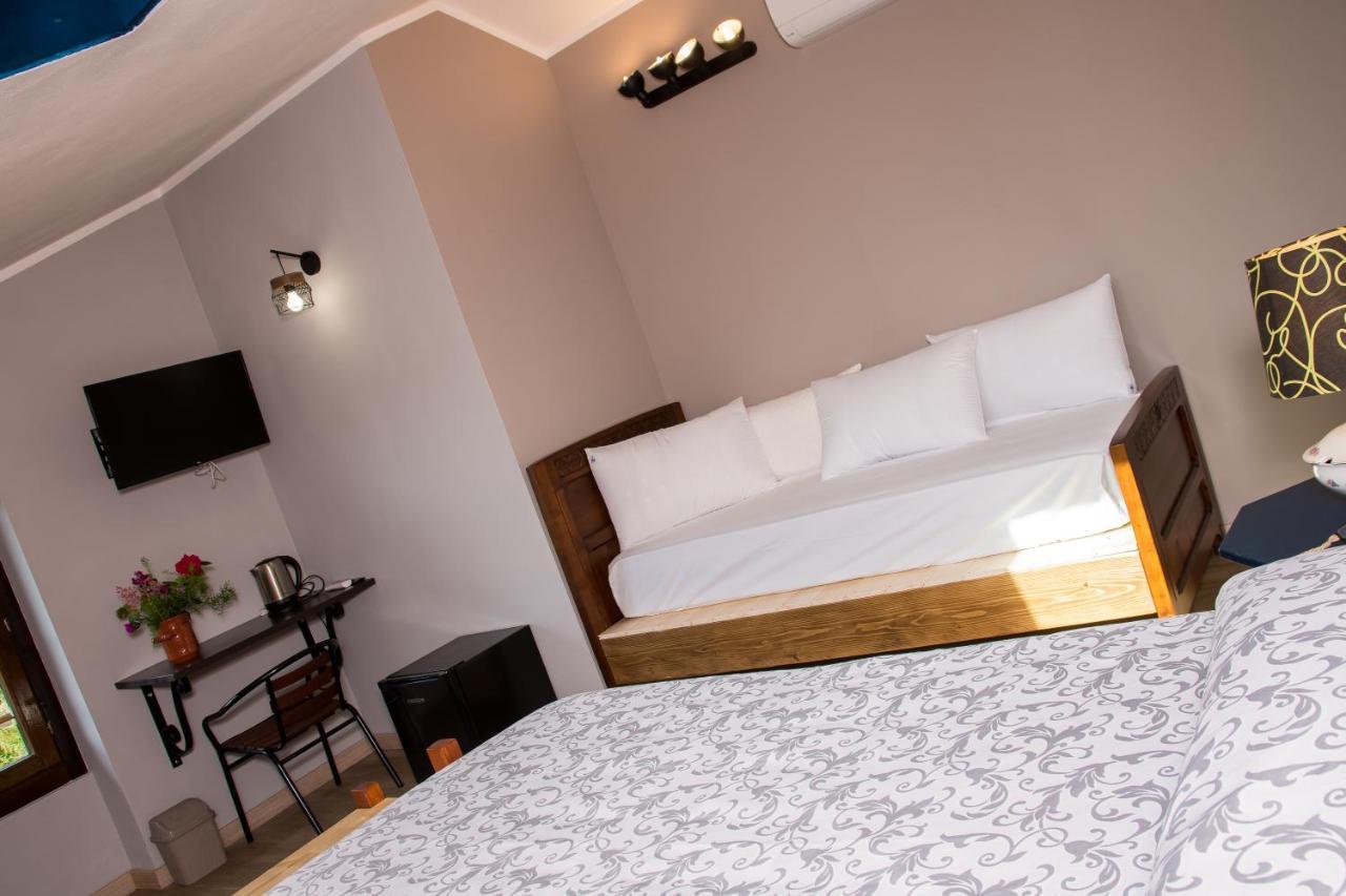 B&B Miello Nelle Langhe Mango Exterior foto